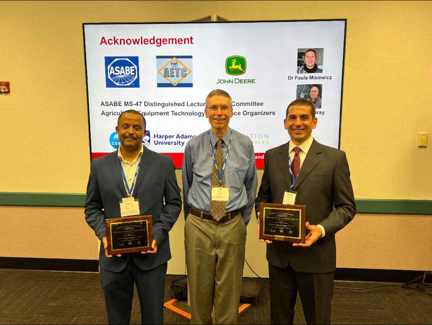 Photo of Distinguished Lecturers at AETC 2023